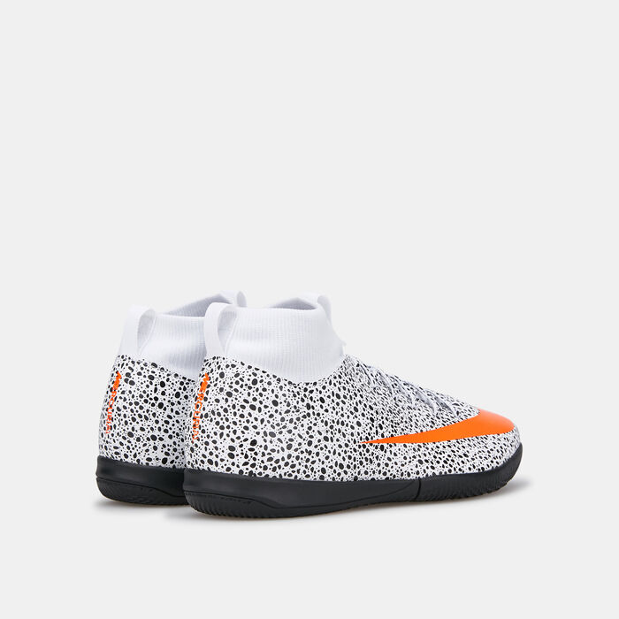 Kids' Jr. Mercurial Superfly 7 CR7 Safari Indoor Court Shoe (Older Kids) Kids' Jr. Mercurial Superfly 7 CR7 Safari Indoor Court Shoe (Older Kids) image number 2