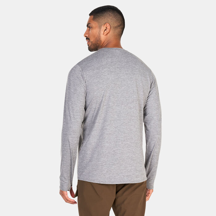 Columbia Men's Tech Trail™ Long Sleeve Crew II T-Shirt Grey Columbia Men's Tech Trail™ Long Sleeve Crew II T-Shirt Grey image number 1