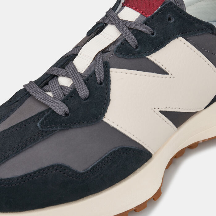 New Balance Women's 327 Shoe Black New Balance Women's 327 Shoe Black image number 4
