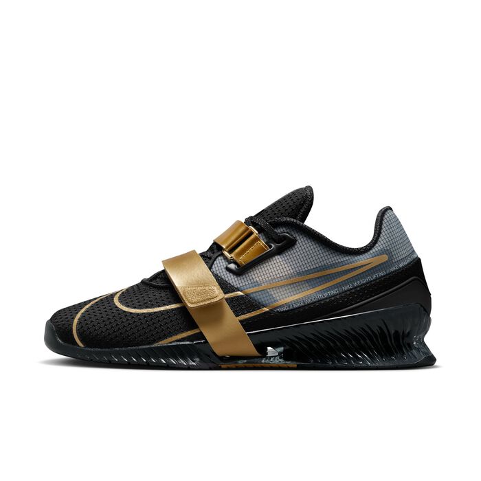 Nike strength training shoes top