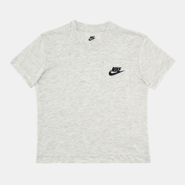 Nike Kids' Pocket T-Shirt and French Terry Shorts Set Green Nike Kids' Pocket T-Shirt and French Terry Shorts Set Green image number 1