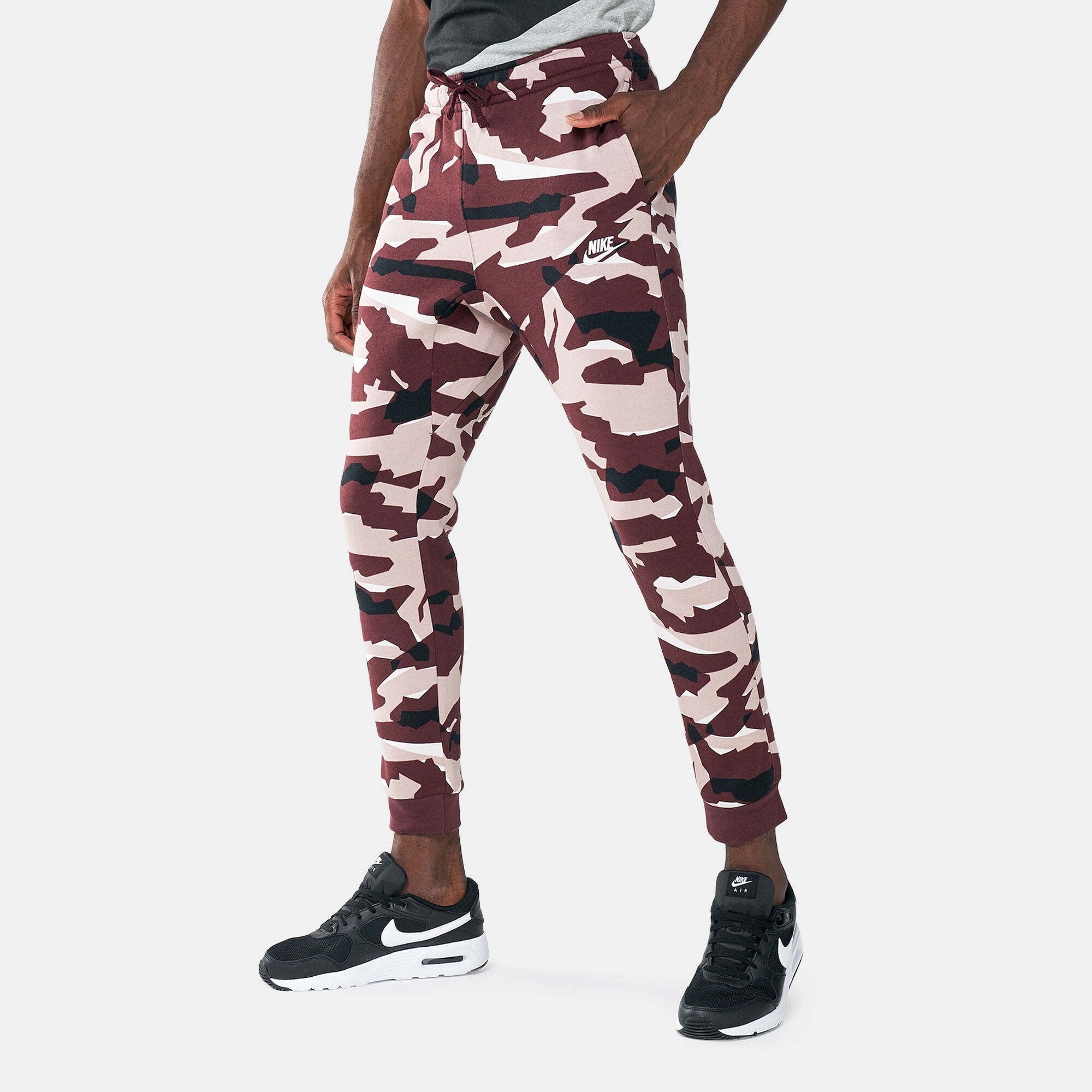 Buy Nike Men s Sportswear Club Camo Joggers Grey in KSA SSS