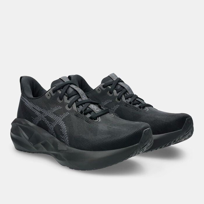 ASICS Men's NOVABLAST 5 Running Shoes Black ASICS Men's NOVABLAST 5 Running Shoes Black image number 1