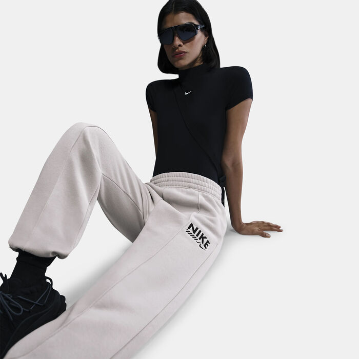 Nike Women's Sportswear Sweatpants Ivory image number 3