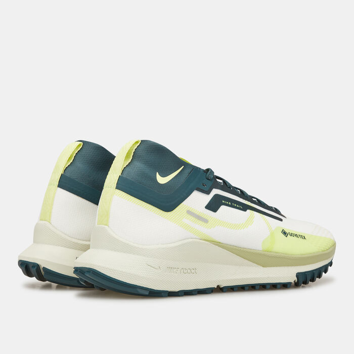 Nike Women's Pegasus Trail 4 GORE-TEX Waterproof Trail Shoe Green Nike Women's Pegasus Trail 4 GORE-TEX Waterproof Trail Shoe Green image number 3