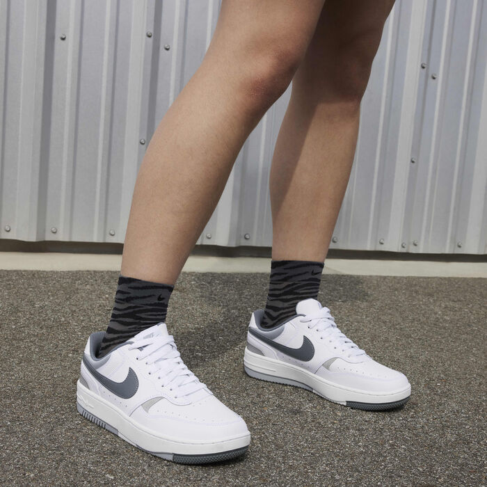 Nike Women's Gamma Force Shoes White Nike Women's Gamma Force Shoes White image number 1