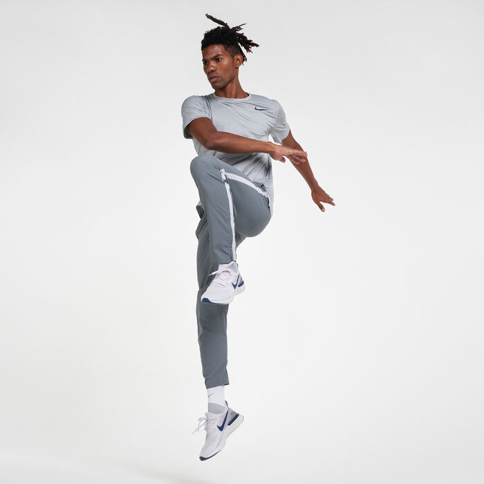 Nike Men's Run Stripe Sweatpants image number 2