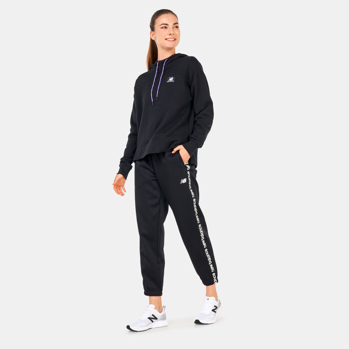 New Balance Women's All Terrain Pullover Hoodie Black New Balance Women's All Terrain Pullover Hoodie Black image number 2