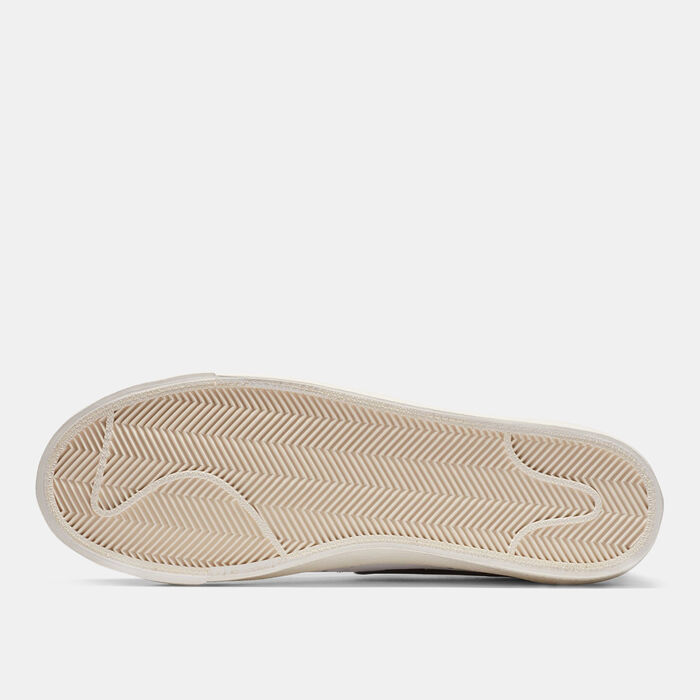 Nike Men's Blazer Low '77 Vintage Shoes White image number 4