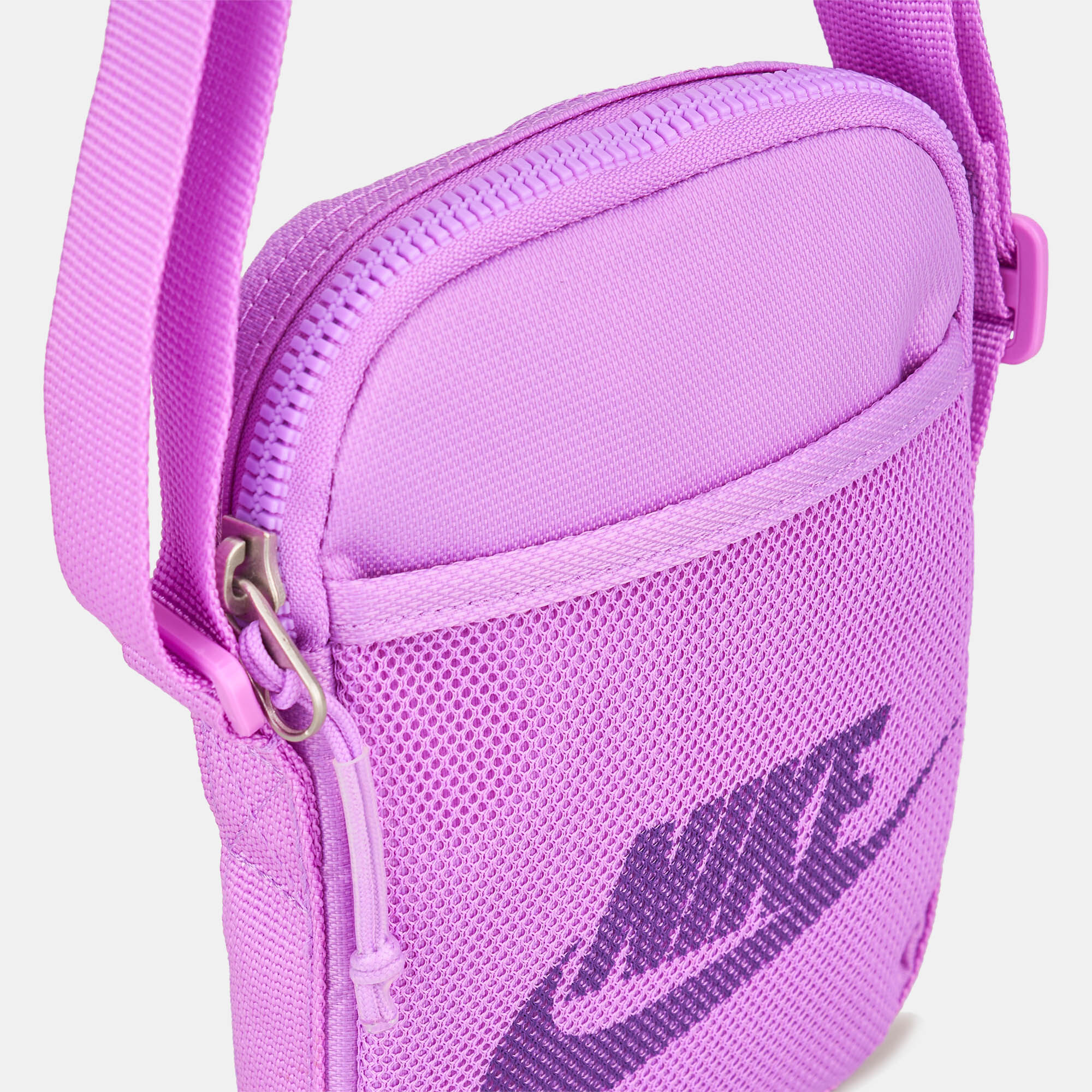 Purple nike crossbody 2025 bag