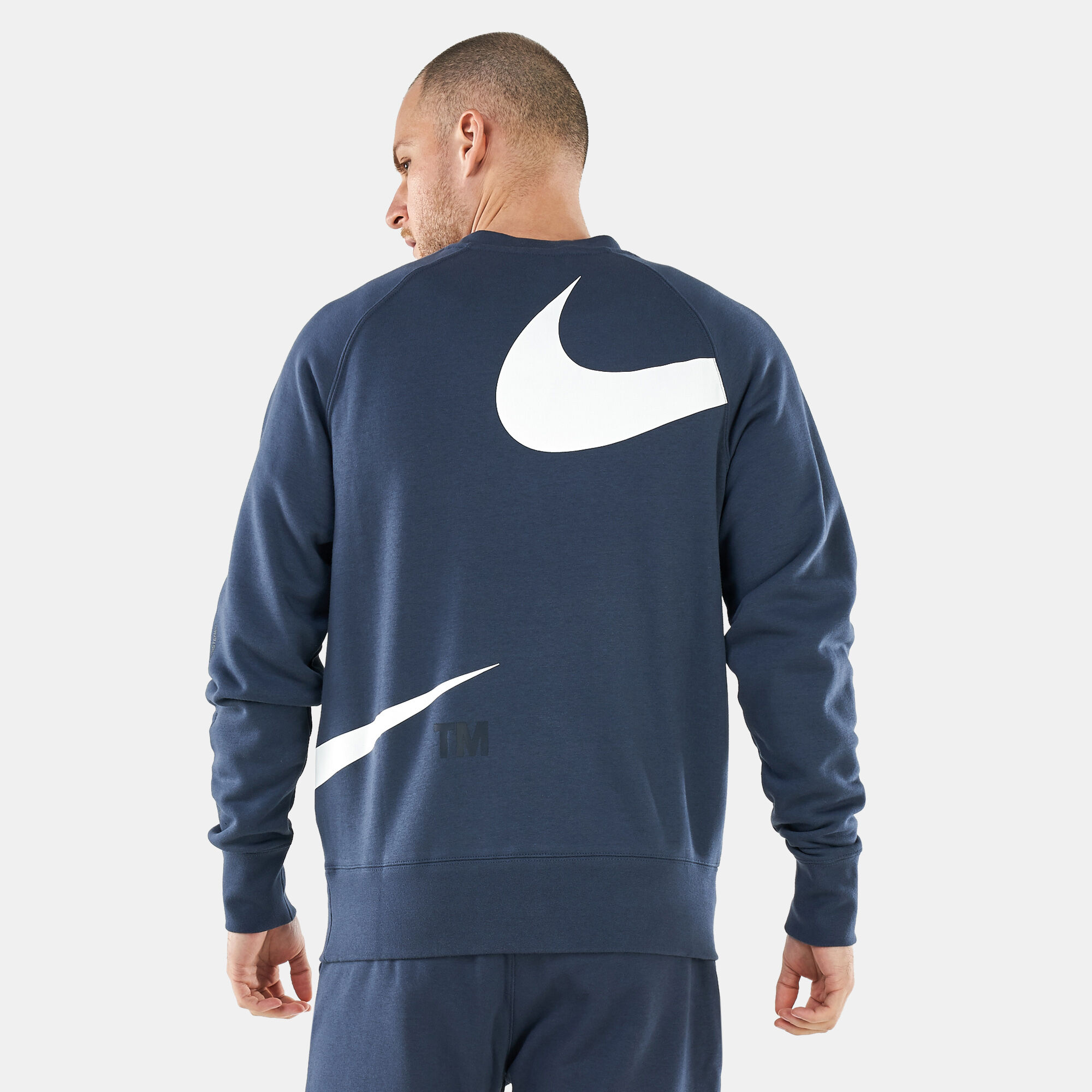 Buy Nike Men s Sportswear Swoosh Logo Sweatshirt Blue in KSA SSS