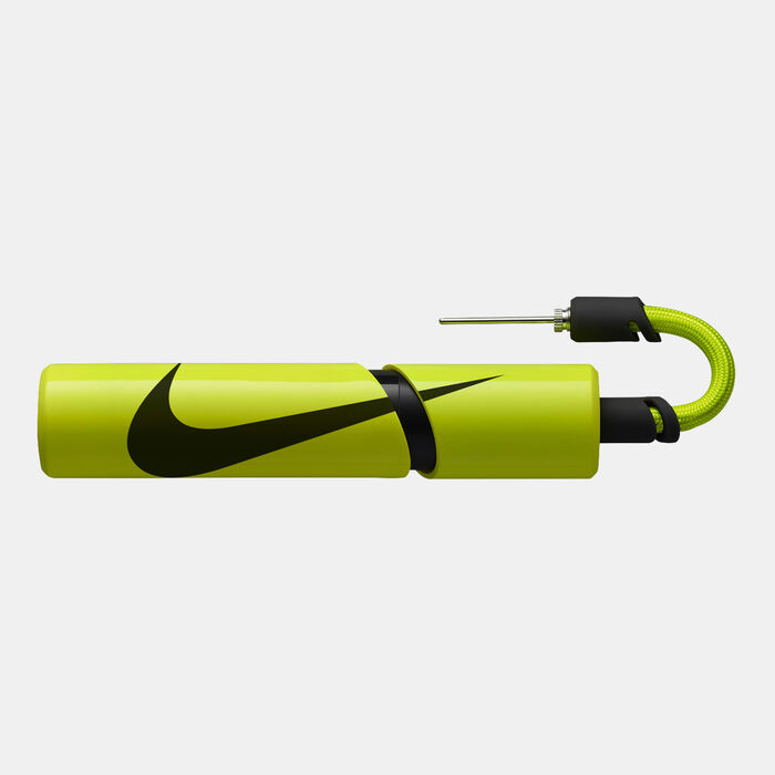 Nike Essential Ball Pump Green Nike Essential Ball Pump Green image number 0