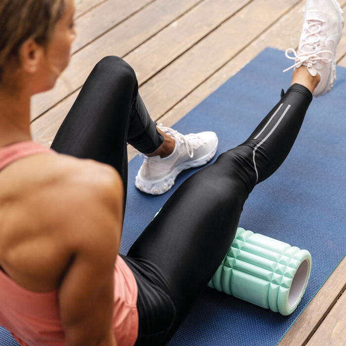 TriggerPoint GRID 1.0 Foam Roller Green TriggerPoint GRID 1.0 Foam Roller Green image number 5