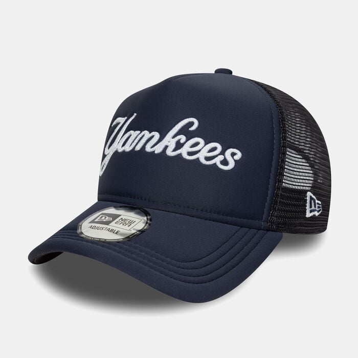 New Era Men's MLB New York Yankees Trucker Cap Blue New Era Men's MLB New York Yankees Trucker Cap Blue image number 1