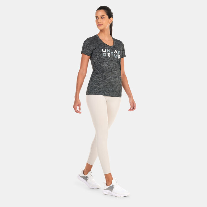 Under Armour Women's UA Tech™ Twist Graphic V-Neck T-Shirt Black Under Armour Women's UA Tech™ Twist Graphic V-Neck T-Shirt Black image number 2