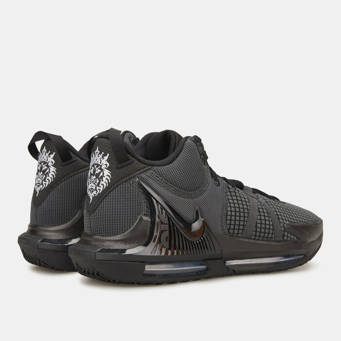 Nike Men's LeBron Witness 7 Basketball Shoe Black image number 3