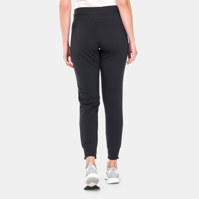 New Balance Women's Essentials French Terry Sweatpants Blue New Balance Women's Essentials French Terry Sweatpants Blue image number 1