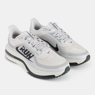 Nike Men's Pegasus Premium Road Running Shoes Ivory Nike Men's Pegasus Premium Road Running Shoes Ivory