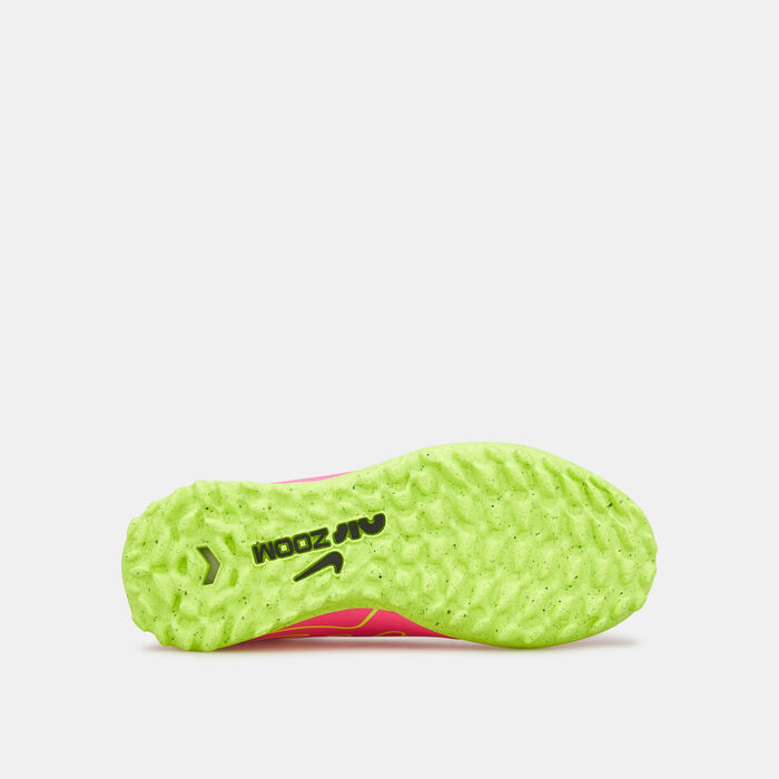 Nike Kids' Mercurial Vapor 15 Academy Turf Football Shoes (Younger and Older Kids) Pink Nike Kids' Mercurial Vapor 15 Academy Turf Football Shoes (Younger and Older Kids) Pink image number 4