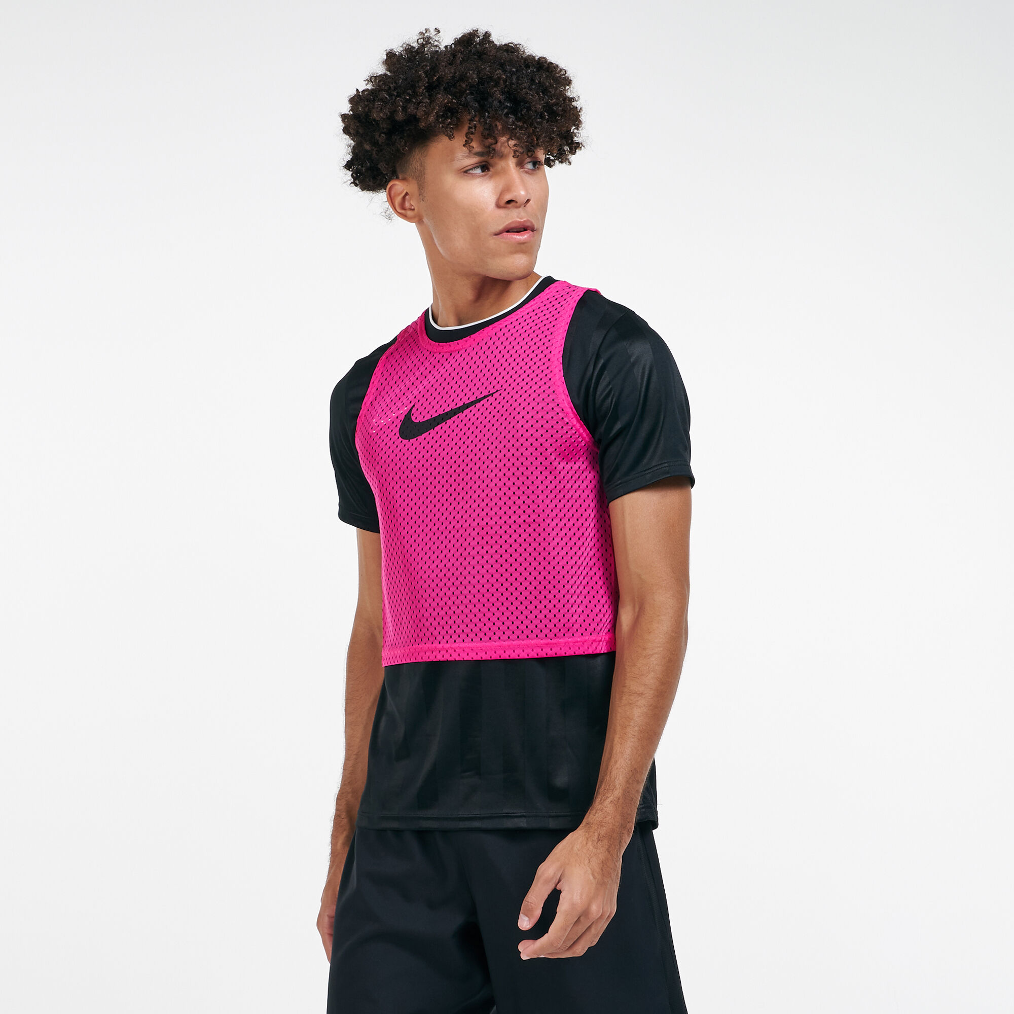 Buy Nike Mens Training Football Bib Pink in KSA SSS