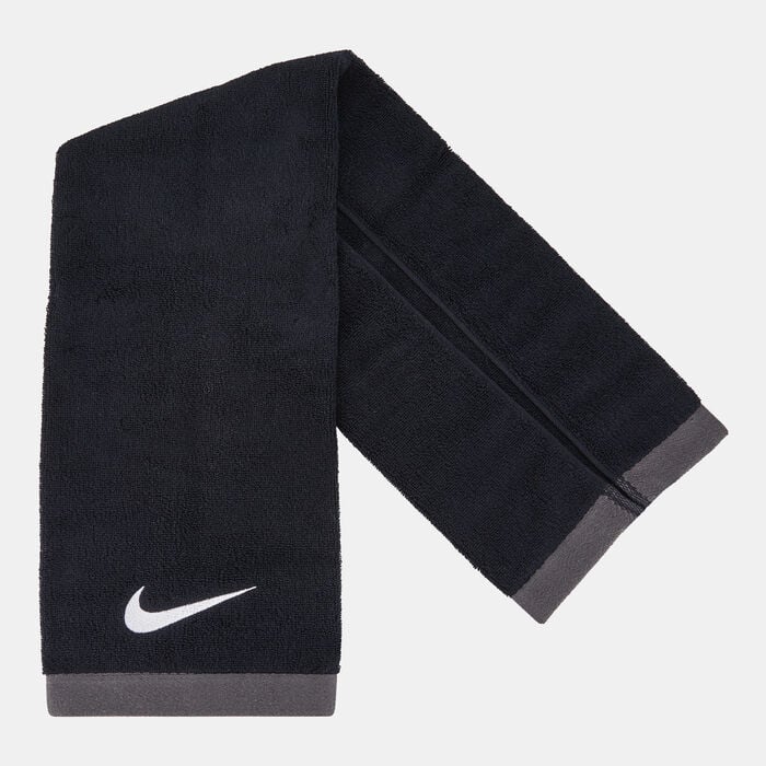 Nike Fundamental Towel (M) Black Nike Fundamental Towel (M) Black image number 0