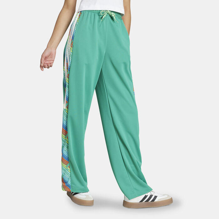 adidas Women's Emerging Harmony Wide Track Pants Green adidas Women's Emerging Harmony Wide Track Pants Green image number 2