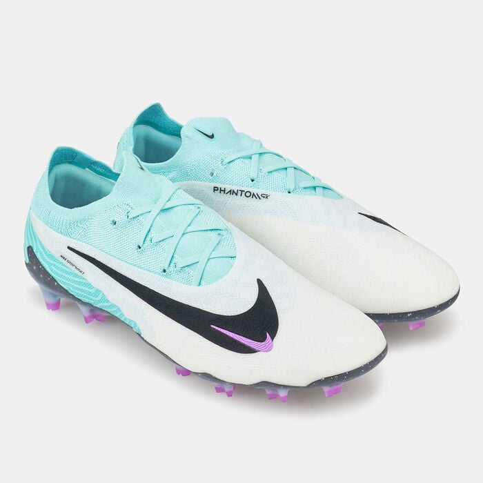Nike Men’s Gripknit Phantom GX Elite Firm-Ground Football Shoe Green Nike Men’s Gripknit Phantom GX Elite Firm-Ground Football Shoe Green image number 1