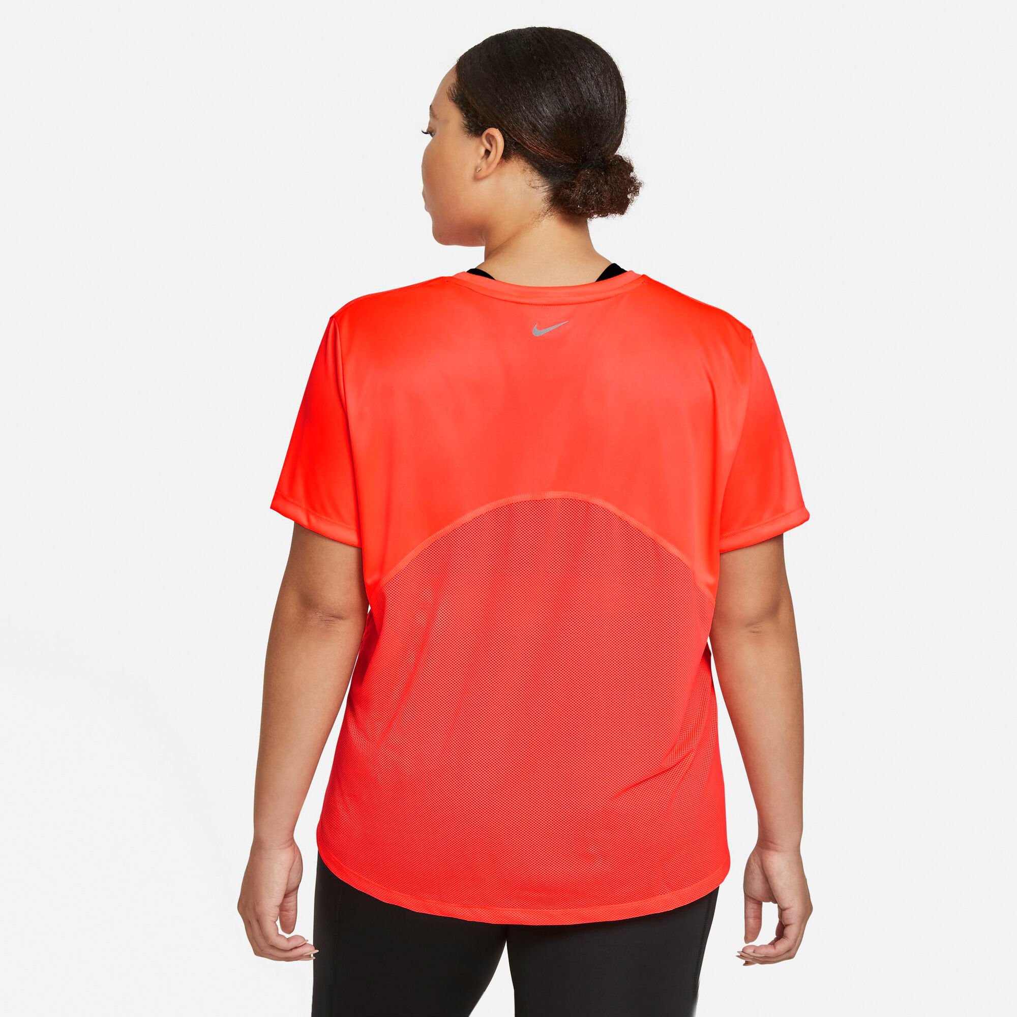 Buy Nike Women s Miler Running T Shirt Plus Size Orange in KSA SSS