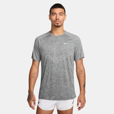 Nike Men's Stride Dri-FIT ADV Running Top Grey Nike Men's Stride Dri-FIT ADV Running Top Grey