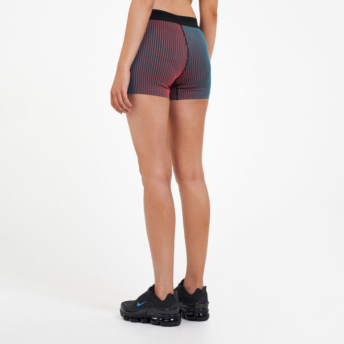 Nike Women's AeroSwift Shorts Grey Nike Women's AeroSwift Shorts Grey image number 1