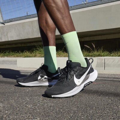 Nike Men's Pegasus 5 Trail-Running Shoes Black