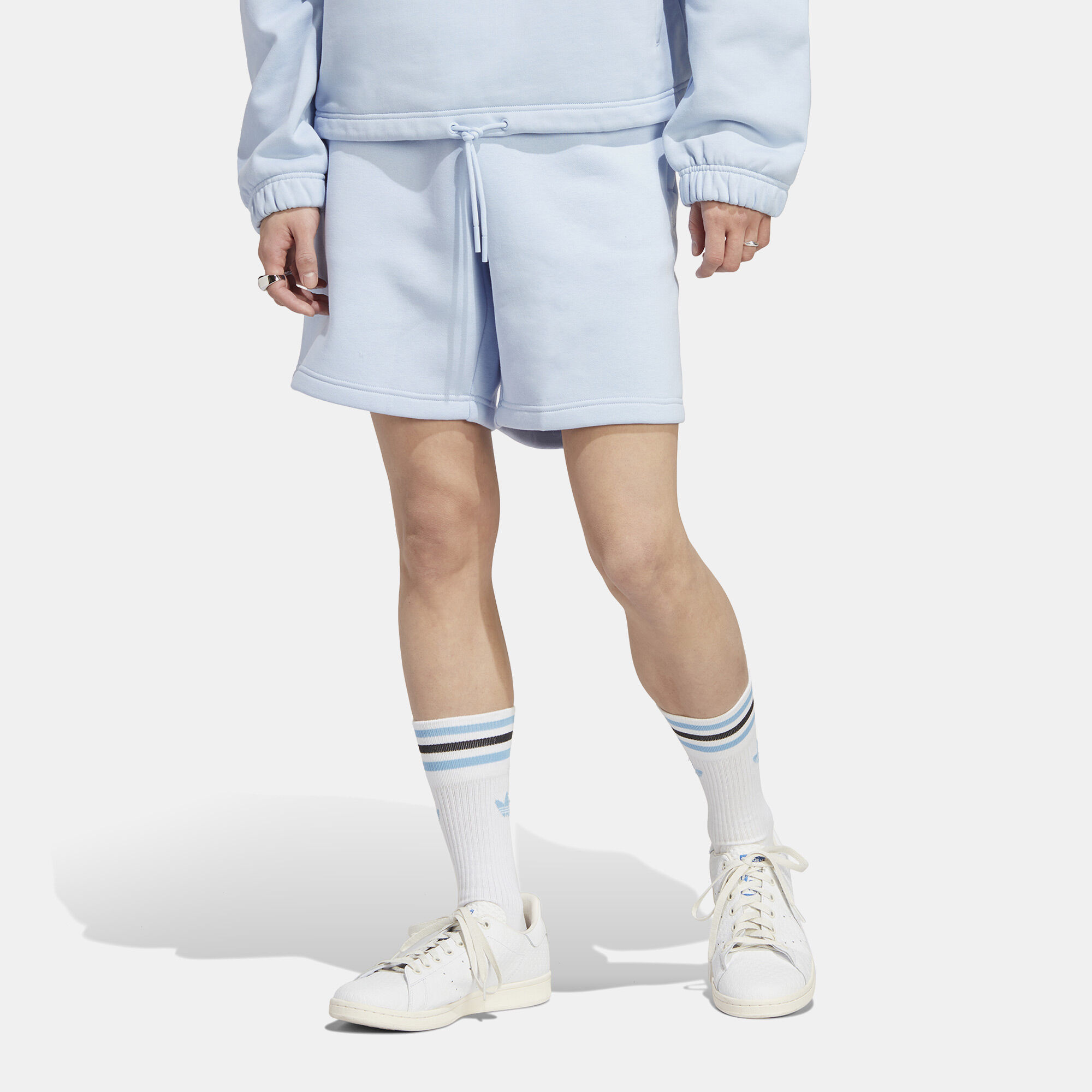 Trefoil hotsell adidas shorts