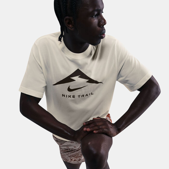 Nike Men's Dri-FIT Trail Running T-Shirt Ivory image number 4