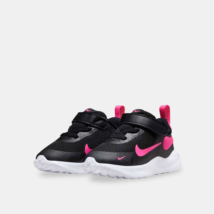 Nike Kids' Revolution 7 Shoes Black Nike Kids' Revolution 7 Shoes Black image number 2