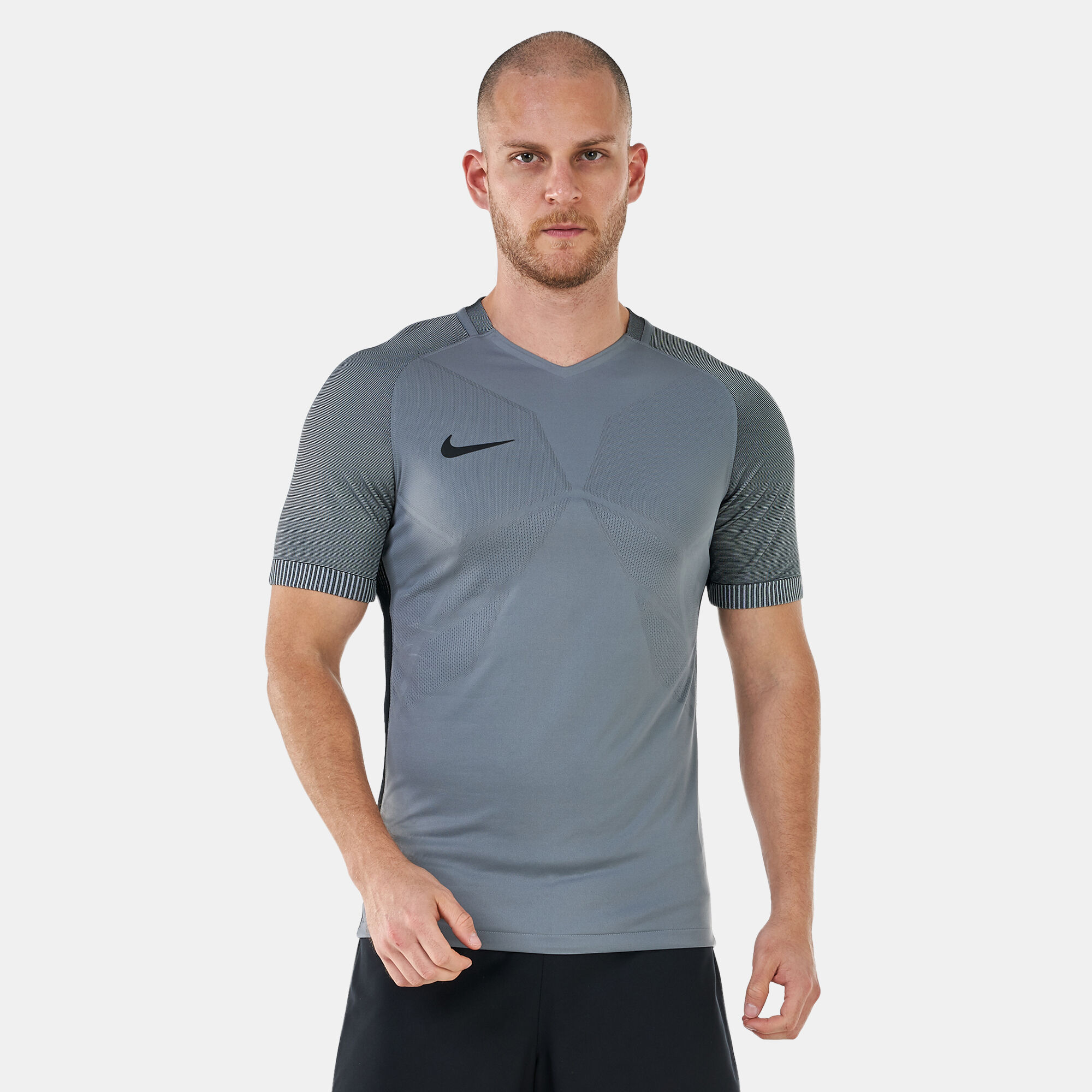 Nike strike aeroswift new arrivals