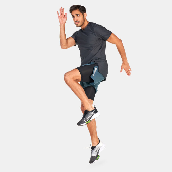 Nike Men's Dri-FIT Run Division Stride Running Shorts Green image number 2