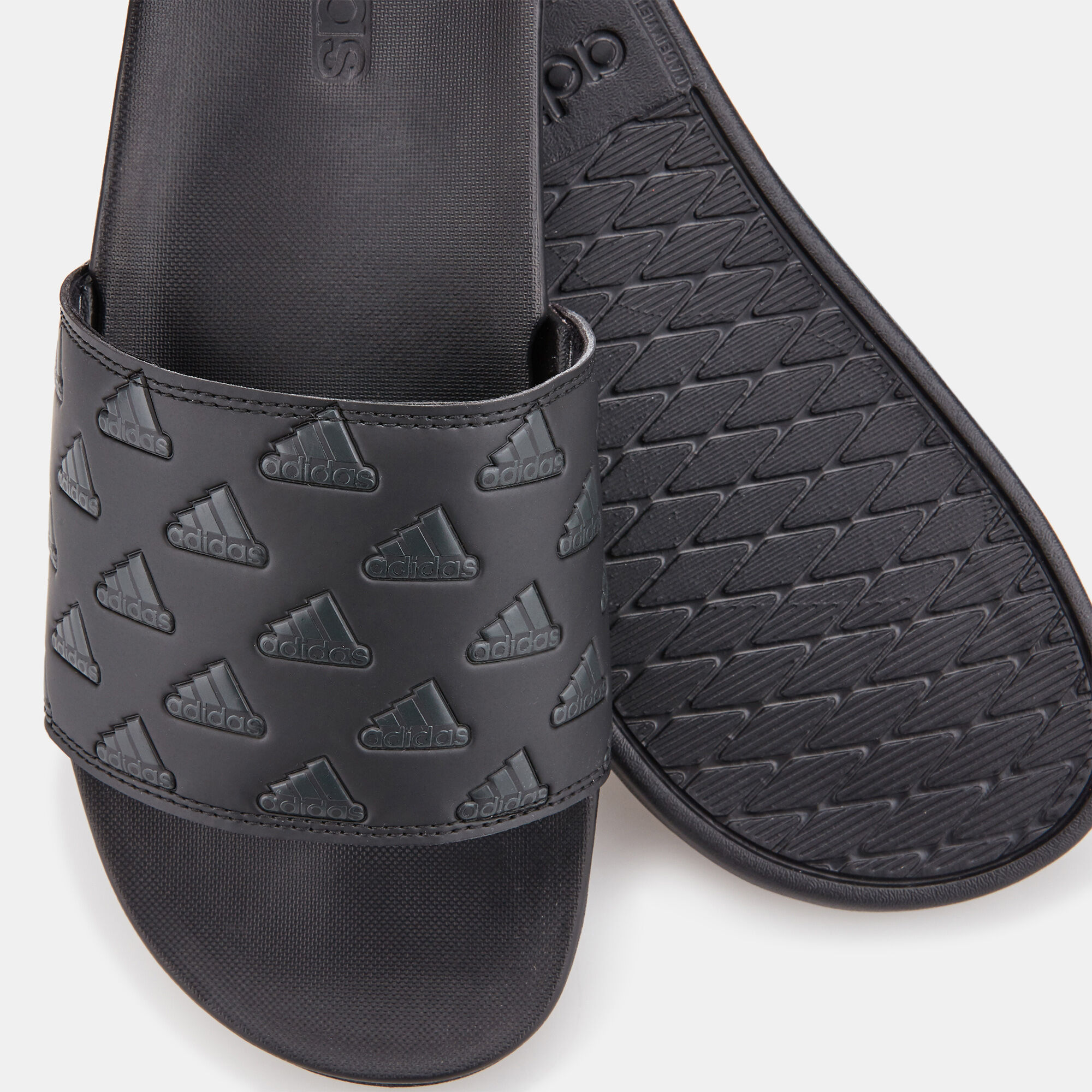Adilette cloudfoam top plus graphic slides