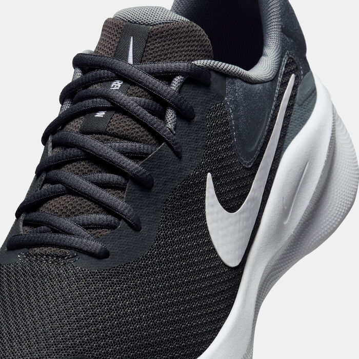 Nike Men's Revolution 7 Road Running Shoes Black Nike Men's Revolution 7 Road Running Shoes Black image number 4
