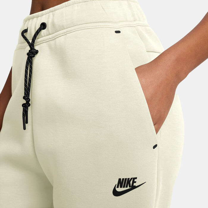 Nike Women's Sportswear Tech Fleece Joggers White Nike Women's Sportswear Tech Fleece Joggers White image number 2