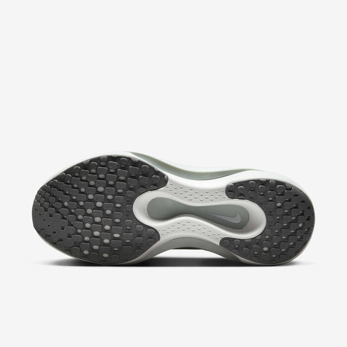 Nike Women's Reina EasyOn Shoes Green Nike Women's Reina EasyOn Shoes Green image number 1
