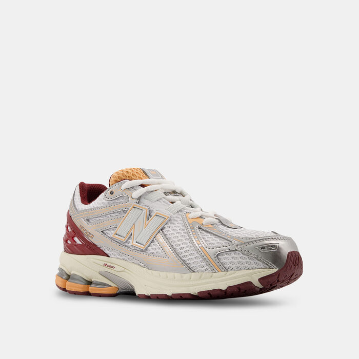 New Balance Kids' 1906R Shoes Silver New Balance Kids' 1906R Shoes Silver image number 1