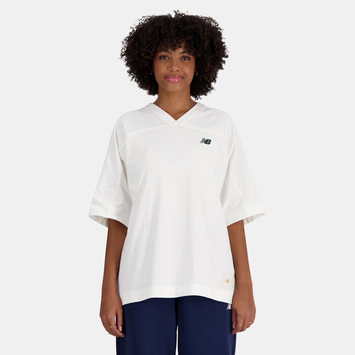 New Balance Women's Sportswear's Greatest Hits T-Shirt Beige New Balance Women's Sportswear's Greatest Hits T-Shirt Beige image number 1