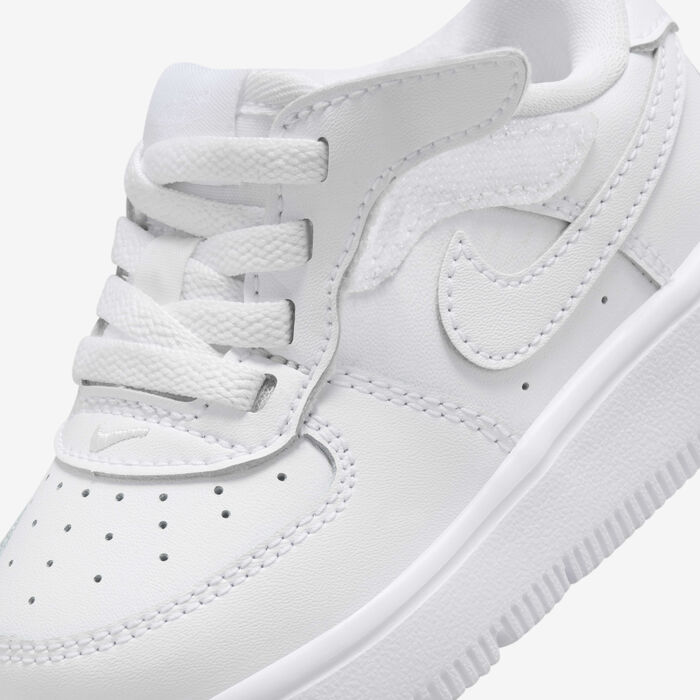 Nike Kids' Force 1 Low EasyOn Shoes White Nike Kids' Force 1 Low EasyOn Shoes White image number 6