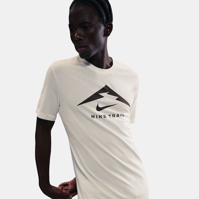 Nike Men's Dri-FIT Trail Running T-Shirt Ivory image number 3
