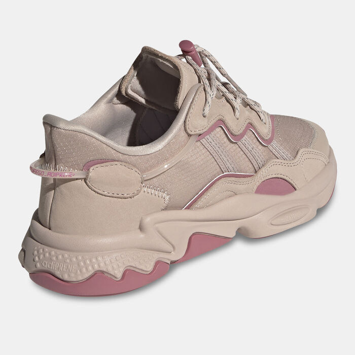adidas Originals Women's OZWEEGO Shoe Brown adidas Originals Women's OZWEEGO Shoe Brown image number 2