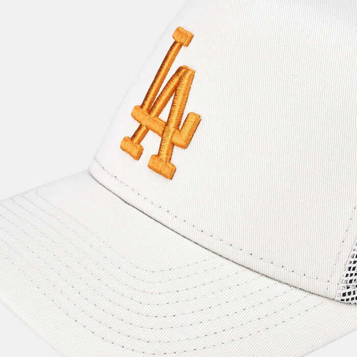 New Era Men's LA Dodgers League Essential A-Frame Trucker Cap Beige New Era Men's LA Dodgers League Essential A-Frame Trucker Cap Beige image number 2