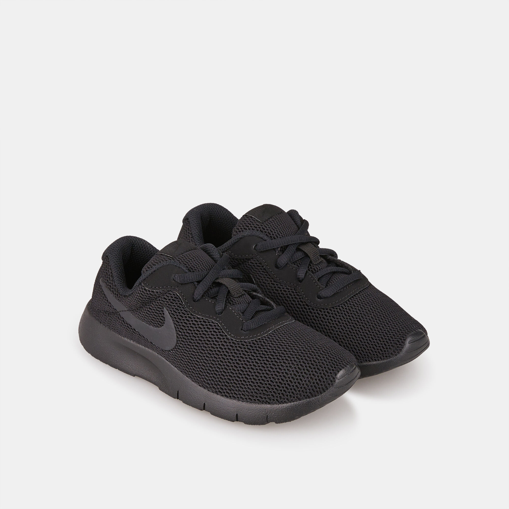 Nike tanjun store boys black
