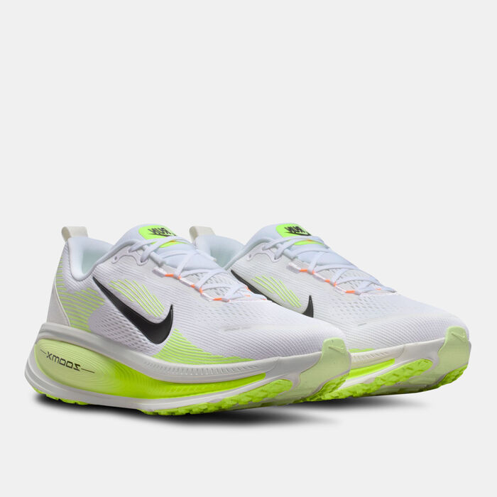Nike Men's Vomero 18 Road Running Shoes White image number 1