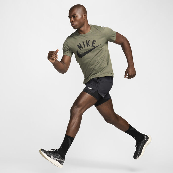 Nike Men's Miler Dri-FIT Running Top Green Nike Men's Miler Dri-FIT Running Top Green image number 4