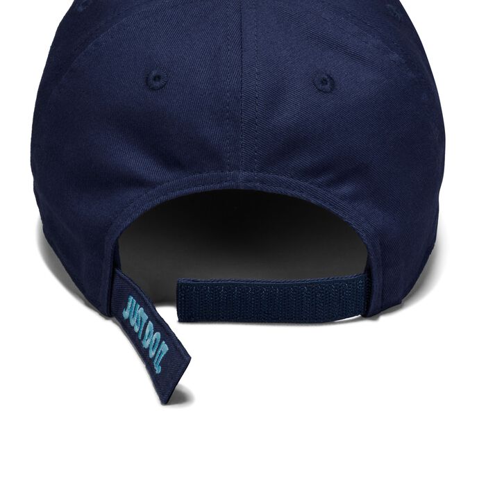 Nike Kids' Sense of Adventure Curved Brim Cap Blue Nike Kids' Sense of Adventure Curved Brim Cap Blue image number 4